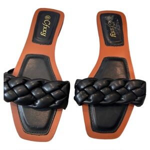 Chic Black Sandals with Quilted Braided Strap